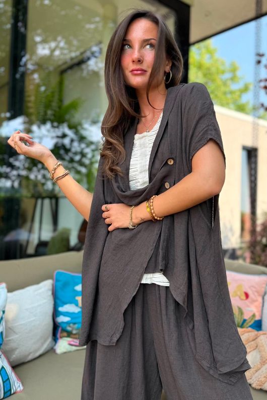 Sandbar Linen Blend Drape Front Cap Sleeve Gilet Chocolate